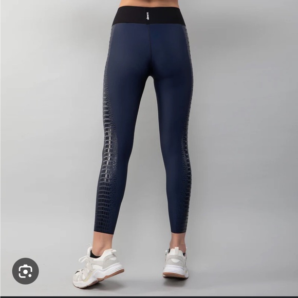 Ultracor Sprinter Crocodile Women's Leggings - Picture 2 of 6